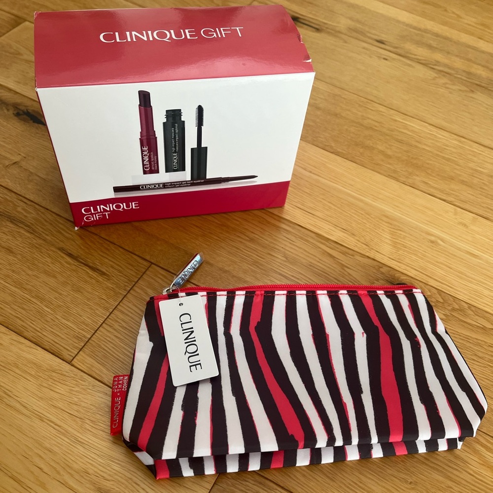 Clinique Gift Set w/ Makeup Bag – Lipstick, Mascara & Eyeliner – New